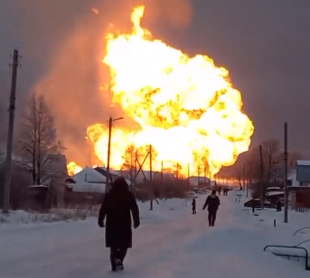 (VÍDEO) Tres muertos y un herido tras la explosión de un gasoducto ruso que garantiza el bombeo a Europa