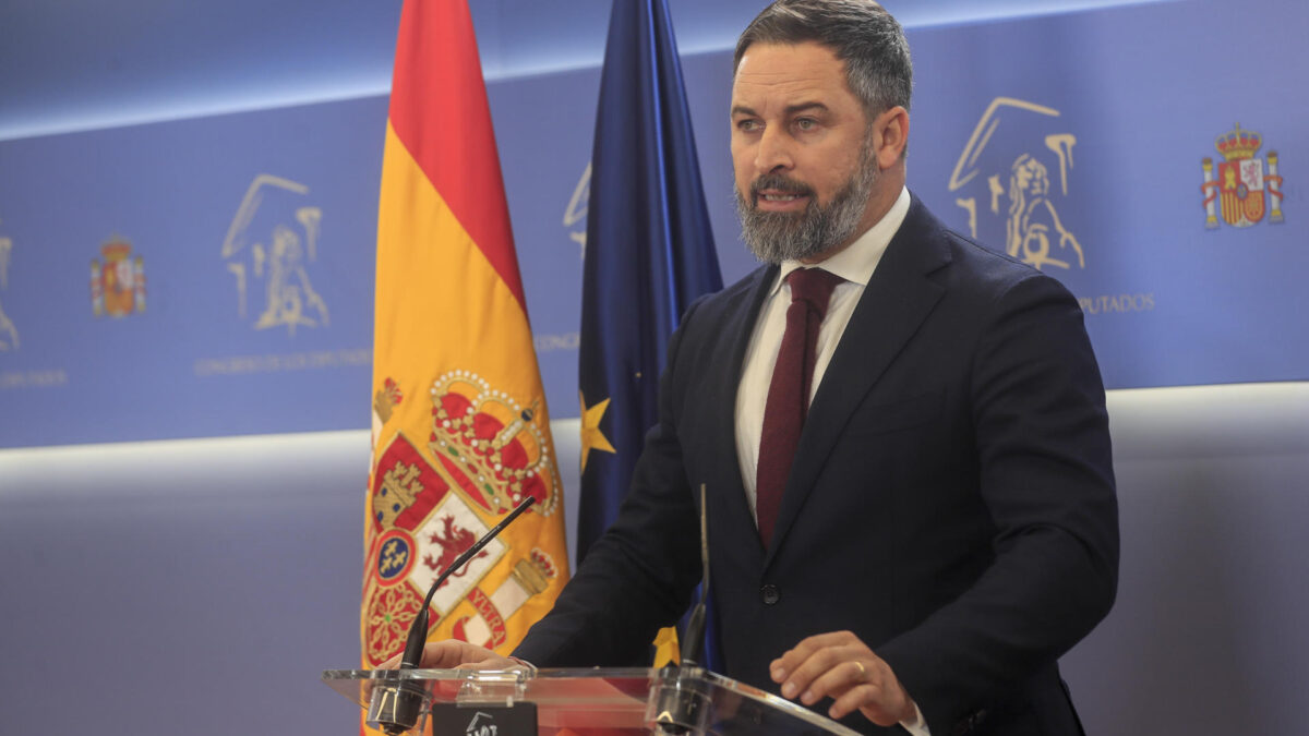 Abascal anuncia una querella contra Sánchez en el Supremo por «conspiración para delinquir» con el «separatismo golpista»