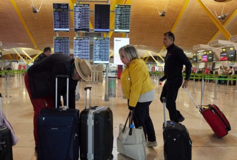 Las huelgas en aerolíneas 'low cost' ponen en riesgo las vacaciones de miles de viajeros