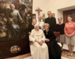 El papa Francisco pide rezar por Benedicto XVI: «Está muy enfermo»