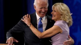 Joe Biden confiesa escribir un poema de su puño y letra a su mujer cada Navidad