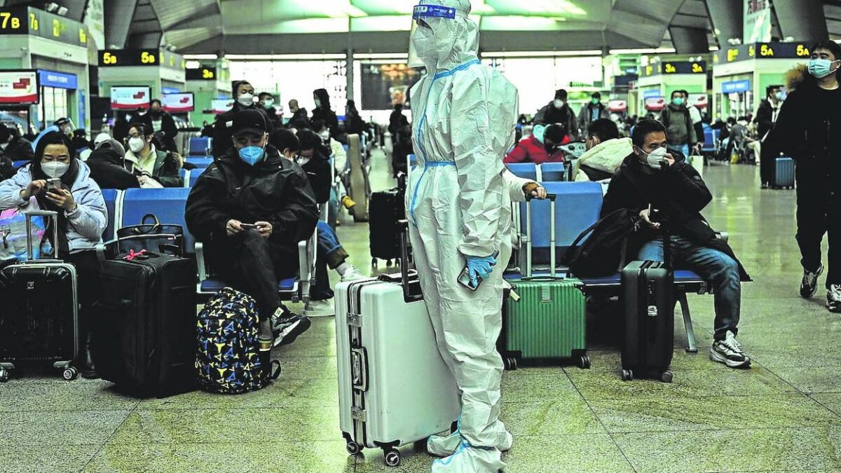 EE.UU., Italia o Japón pedirán un test negativo de covid a los viajeros chinos que quieran entrar a su país