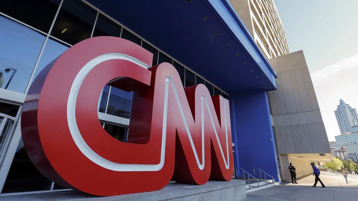 La CNN anuncia cientos de despidos en su plantilla por «profundos recortes»: «Es un puñetazo en el estómago»