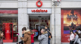 La plantilla de Vodafone busca blindarse durante tres años ante los recortes de Zegona