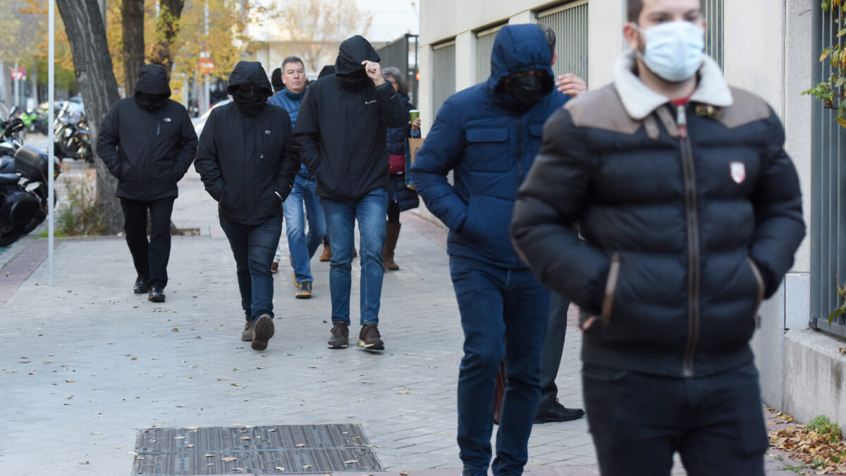 Un total de 71 ultras juzgados por la pelea en la que murió ‘Jimmy’ pactan con el fiscal