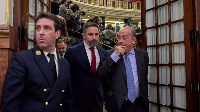 Vox baraja presentar a Abascal tras el rechazo de los históricos del PSOE a liderar la moción