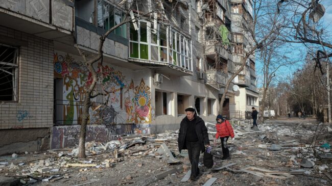 Cruentos combates en el Donbás para terminar 2022: Ucrania acelera en Lugansk y Rusia retrocede en Donetsk