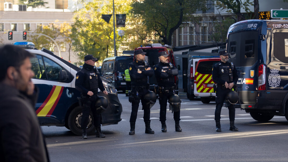 Las cartas bomba dejan de nuevo en evidencia  los sistemas de seguridad de Correos