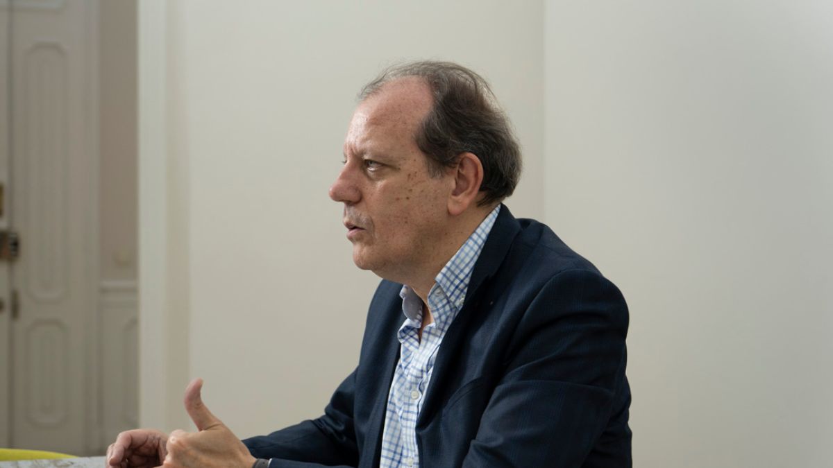 Fernando Rueda: «Siempre que hace falta, el CNI supera ampliamente la legalidad»