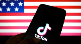 Senadores republicanos y demócratas plantean prohibir TikTok en Estados Unidos