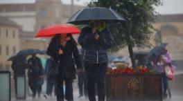 Fuertes lluvias y bajadas de la temperatura en gran parte de España