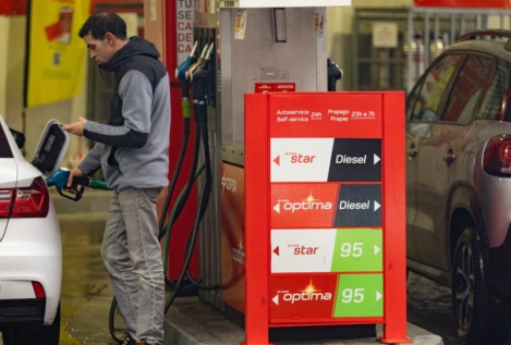 Estos son los requisitos para acceder al 'cheque-gasolina' de 100 euros