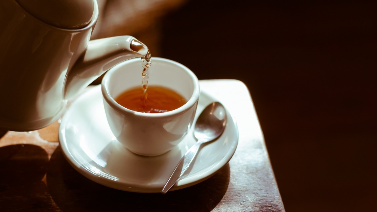 Cómo tomar té verde para adelgazar y acelerar tu metabolismo rápido, según  los expertos en nutrición