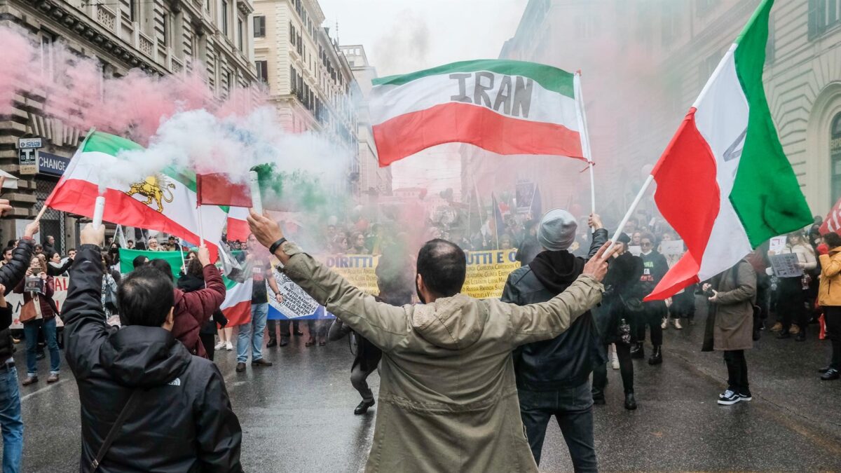 Irán ejecuta al segundo preso con cargos relacionados con las protestas sociales