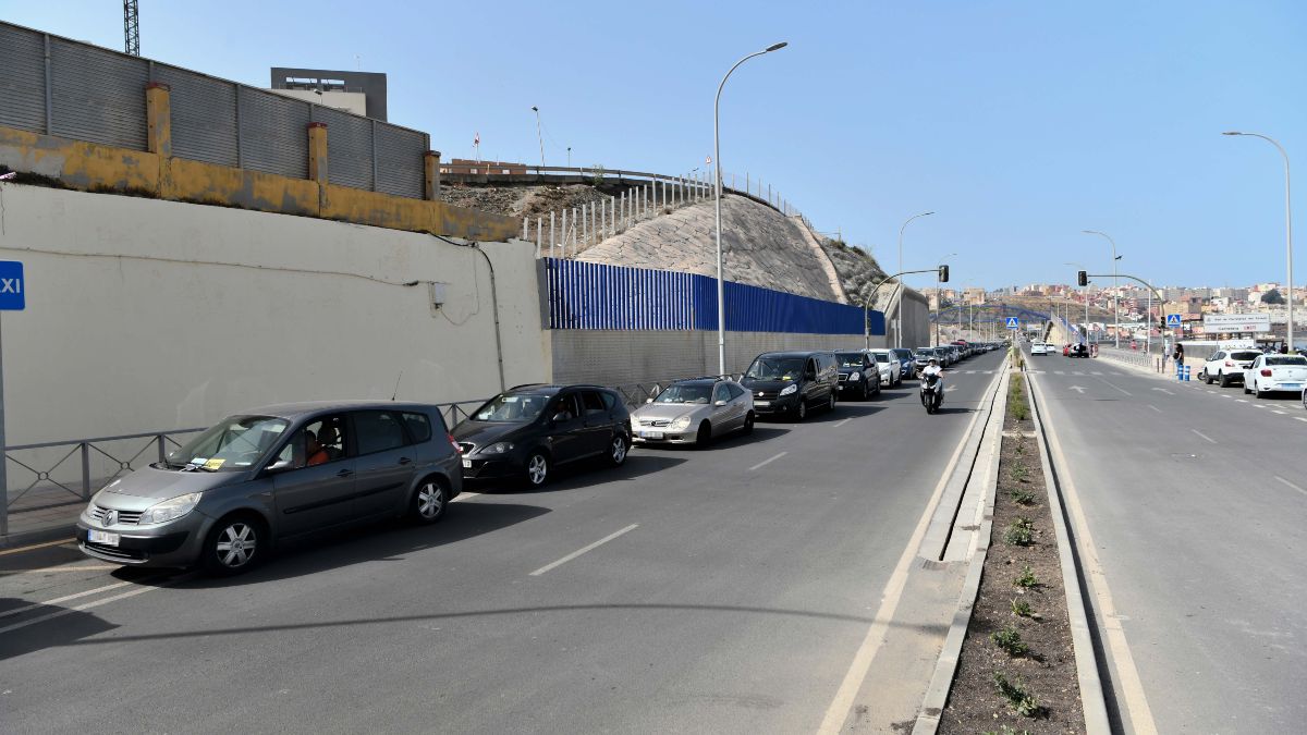 España mantiene el cierre parcial de la frontera para entrar desde Marruecos