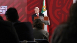 El presidente de México anuncia que el salario mínimo subirá un 20% en 2023