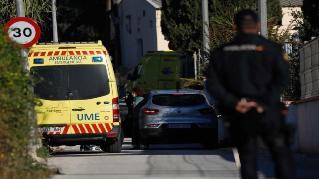 La Policía libera, tras un tiroteo, a la hermana del hombre atrincherado en Murcia el viernes