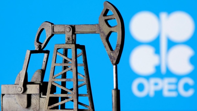 La OPEP+ mantendrá los niveles de producción de petróleo tras el tope impuesto al crudo ruso