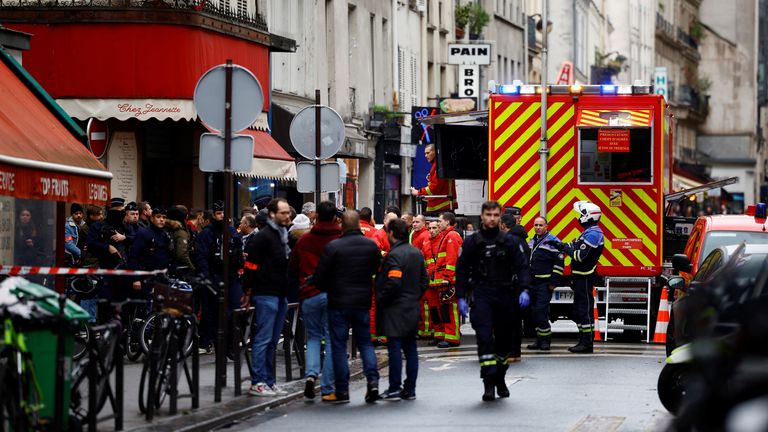 Tiroteo a pocos metros de un centro kurdo en París: al menos tres muertos y tres heridos