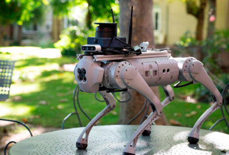 El CSIC crea un perro robótico para guiar a personas dependientes