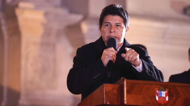 El Congreso de Perú someterá a debate la moción de censura contra el presidente Castillo