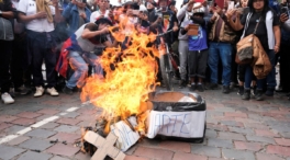 Entra en vigor el estado de emergencia en Perú para calmar las protestas contra el Gobierno