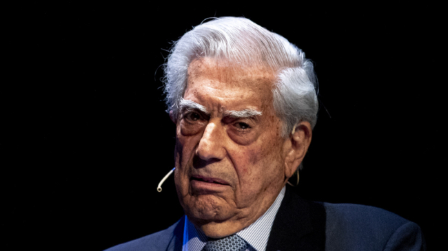 Vargas Llosa te enseña a escribir una novela a cambio de 599 euros