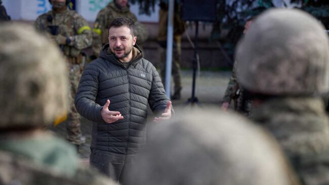 Zelenski anuncia una contramedida "poderosa" a los ataques rusos en Donetsk