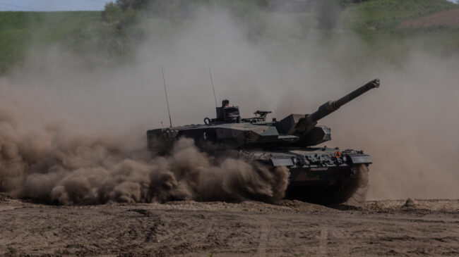 Polonia, dispuesta a entregar tanques Leopard a Ucrania mientras espera el acuerdo de Berlín