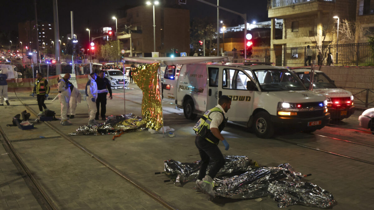 Al menos siete muertos en un ataque a una sinagoga en Jerusalén Este