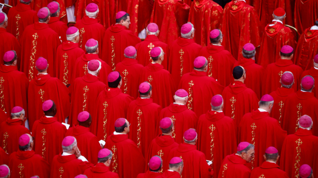 Un músico español, encargado de tocar el órgano en el funeral de Benedicto XVI
