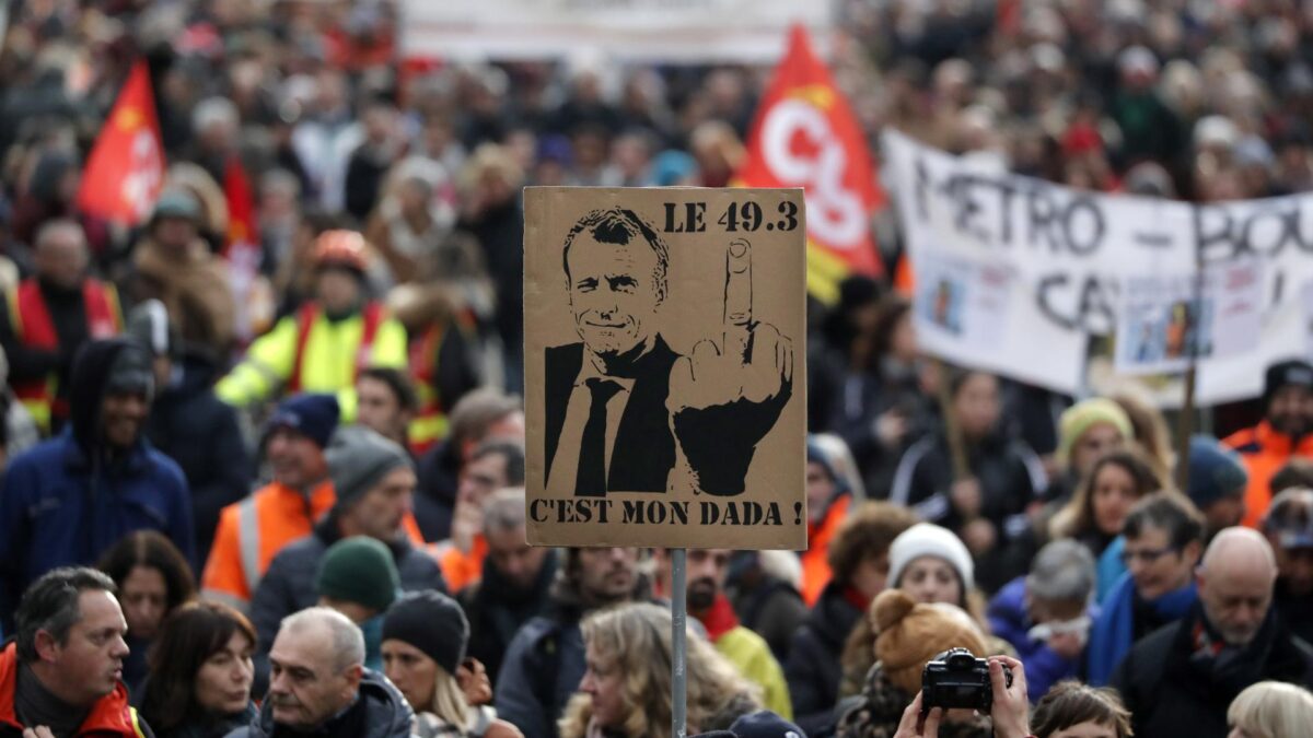 Protestas masivas en Francia contra la reforma de las pensiones de Macron: más de un millón de manifestantes pueden «bloquear el país»