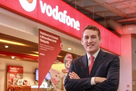 Colman Deegan dimite como CEO de Vodafone España que se integra en su unidad europea 