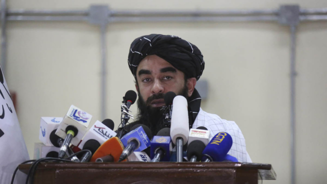 Los talibán firman un contrato con una empresa china para extraer petróleo en Afganistán