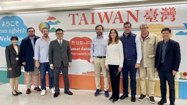 Diputados del PP y Vox viajan a Taiwán para expresar su apoyo a las autoridades de la isla
