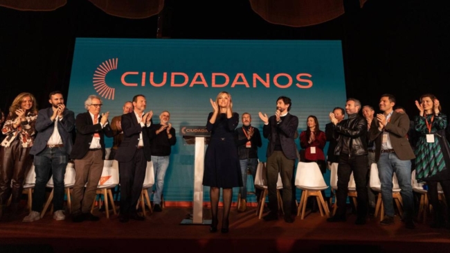 Guasp avisa a PP y PSOE: «Nuestros principios ni se venden ni se compran»