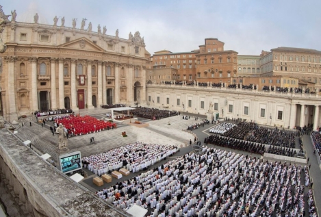 Así ha sido funeral del papa Benedicto XVI, oficiado por el papa Francisco