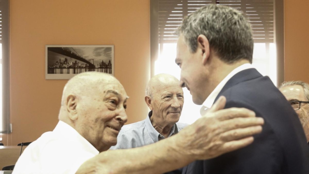 Nicolás Redondo con el expresidente del Gobierno José Luis Rodríguez Zapatero.