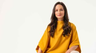 El desencanto con la revolución y la diáspora venezolana, claves del Premio Café Gijón