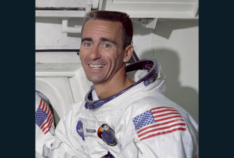 Muere a los 90 años Walter Cunningham, el último astronauta del primer Apolo tripulado