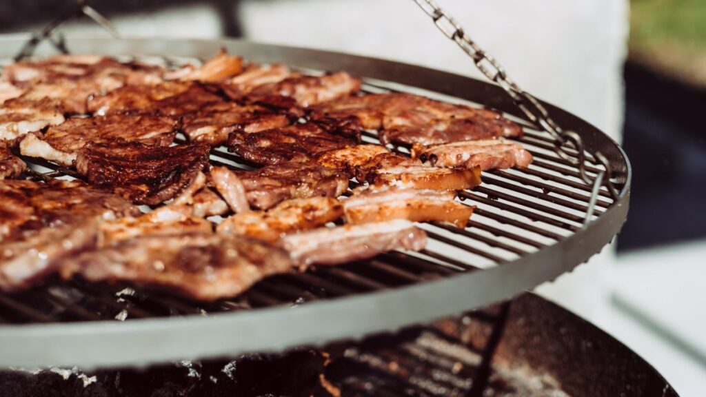 Las carnes muy grasas son perjudiciales para el colesterol. 