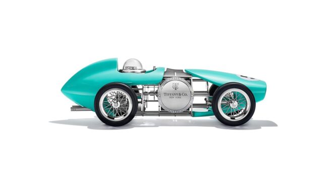 Un reloj de Tiffany&Co es un coche de carreras
