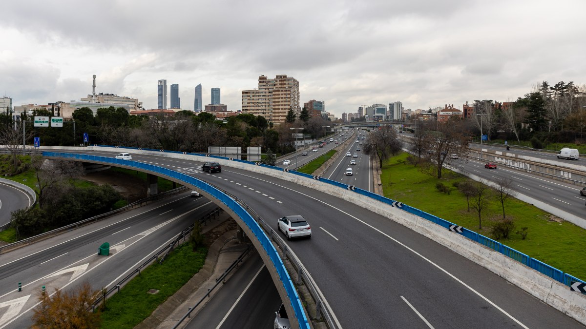 Coches en la carretera. 