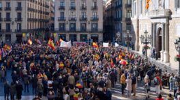 La manifestación contra Sánchez en Barcelona apenas logra reunir a medio millar de personas