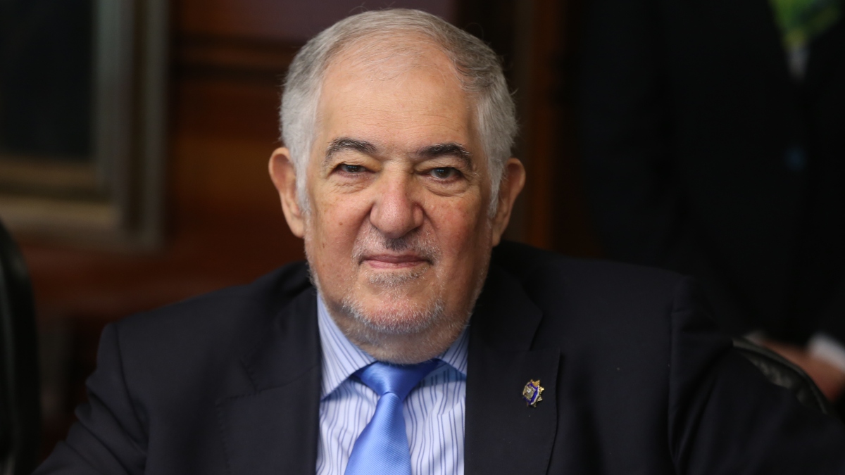 Conde-Pumpido acaricia la presidencia del Constitucional pese al pulso de Balaguer