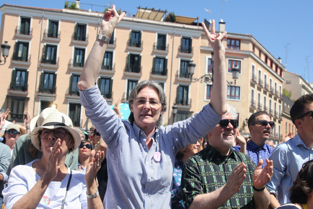 Marta Higueras en un acto de campaña de Más Madrid