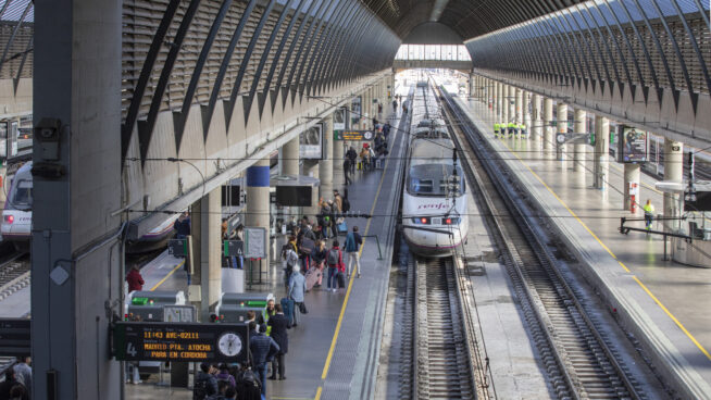 La Comisión Europea apoyará el proyecto para crear la línea de tren Lisboa-Coruña