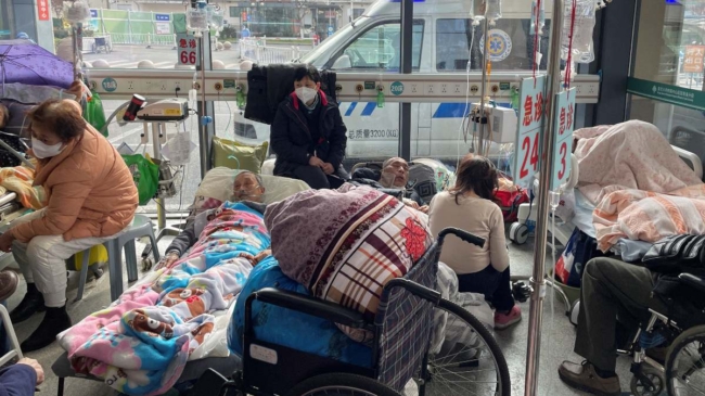 China registra 60.000 muertes por covid-19 en un mes tras relajar las restricciones