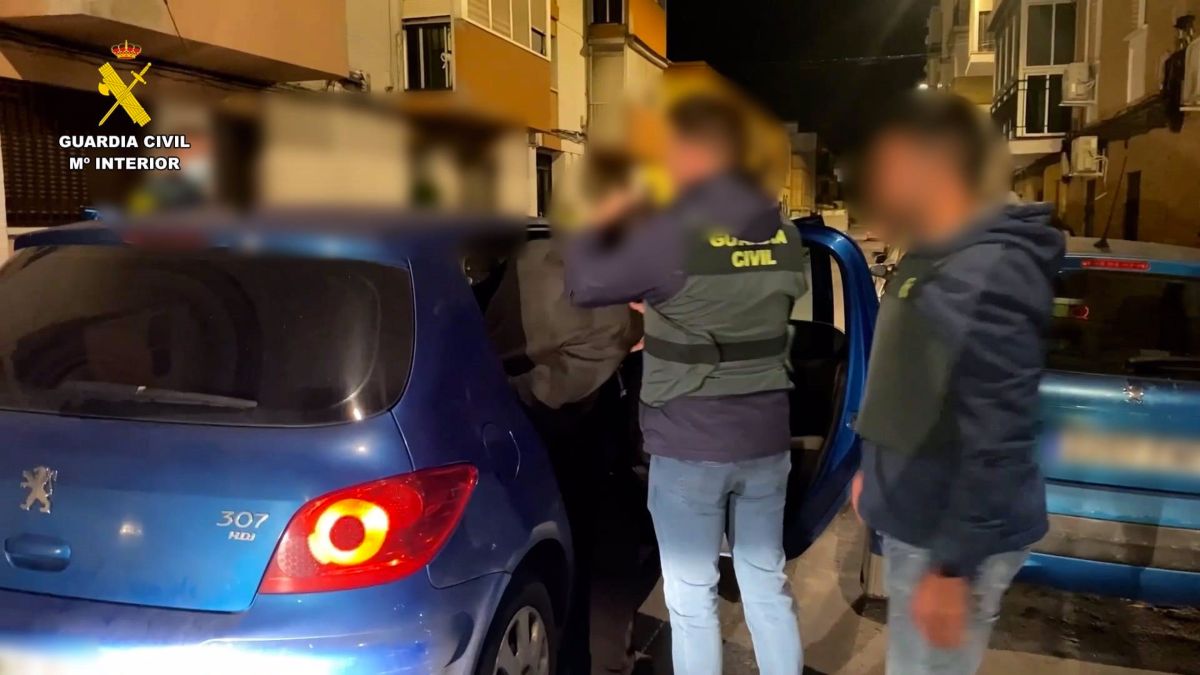 Un detenido en Sevilla por la tenencia y difusión de 350 vídeos de pornografía infantil
