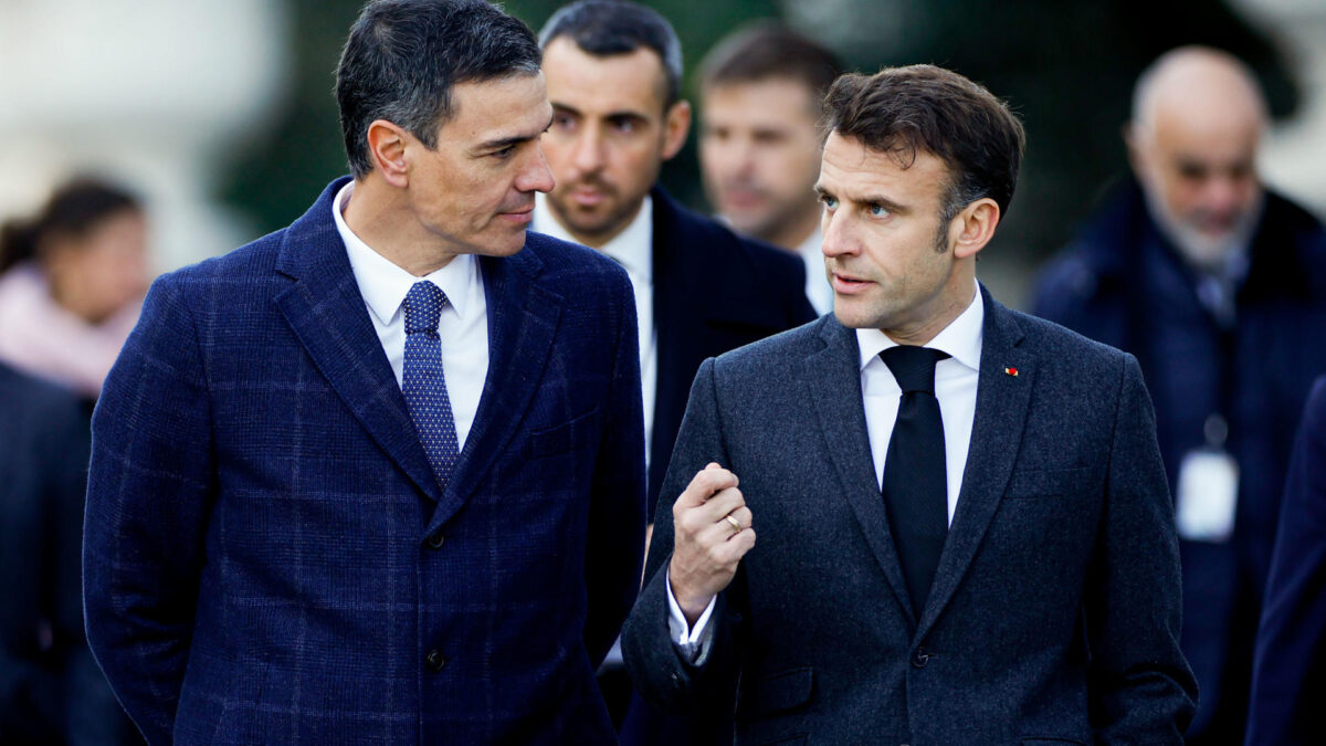 Cumbre hispano-francesa: Sánchez y Macron firman un tratado para elevar las relaciones entre España y Francia al máximo nivel